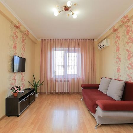 Apartment On Obolonskiy Prospect 12 Kiew Exterior foto