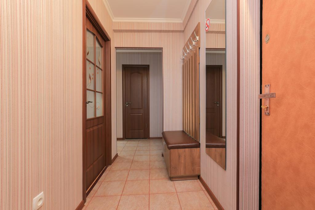 Apartment On Obolonskiy Prospect 12 Kiew Exterior foto