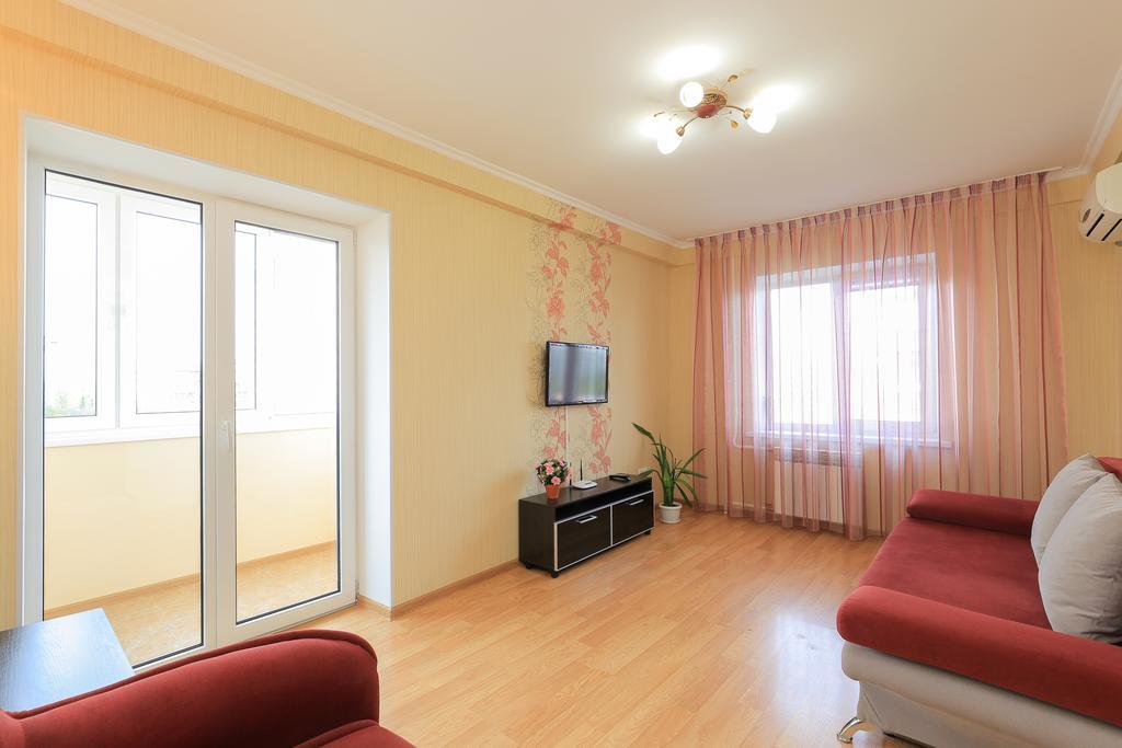Apartment On Obolonskiy Prospect 12 Kiew Exterior foto
