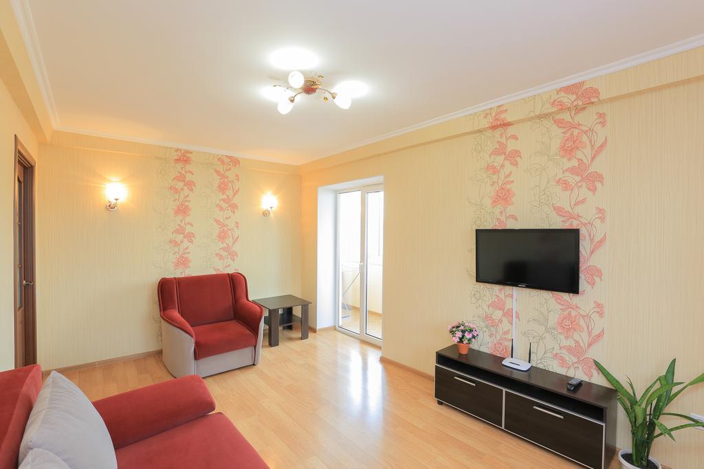 Apartment On Obolonskiy Prospect 12 Kiew Exterior foto