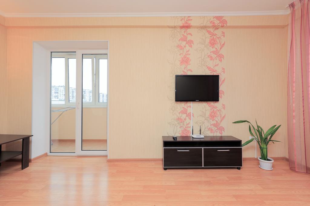 Apartment On Obolonskiy Prospect 12 Kiew Exterior foto